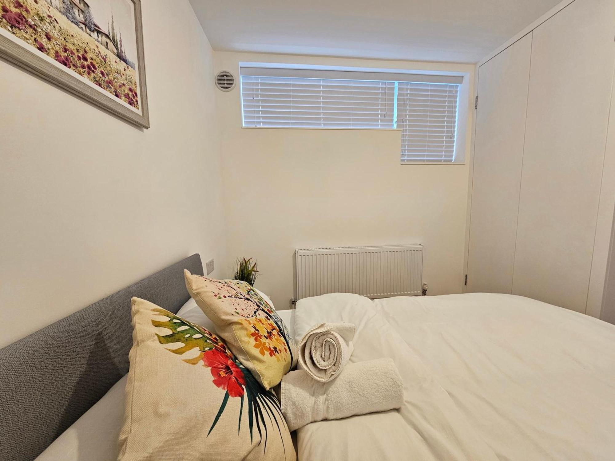 London E1 Apartment Exterior photo